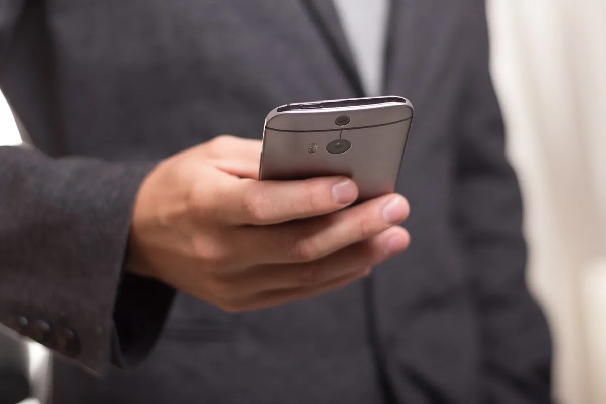 SMS Man: How to Make the Most of Your Texting Habits